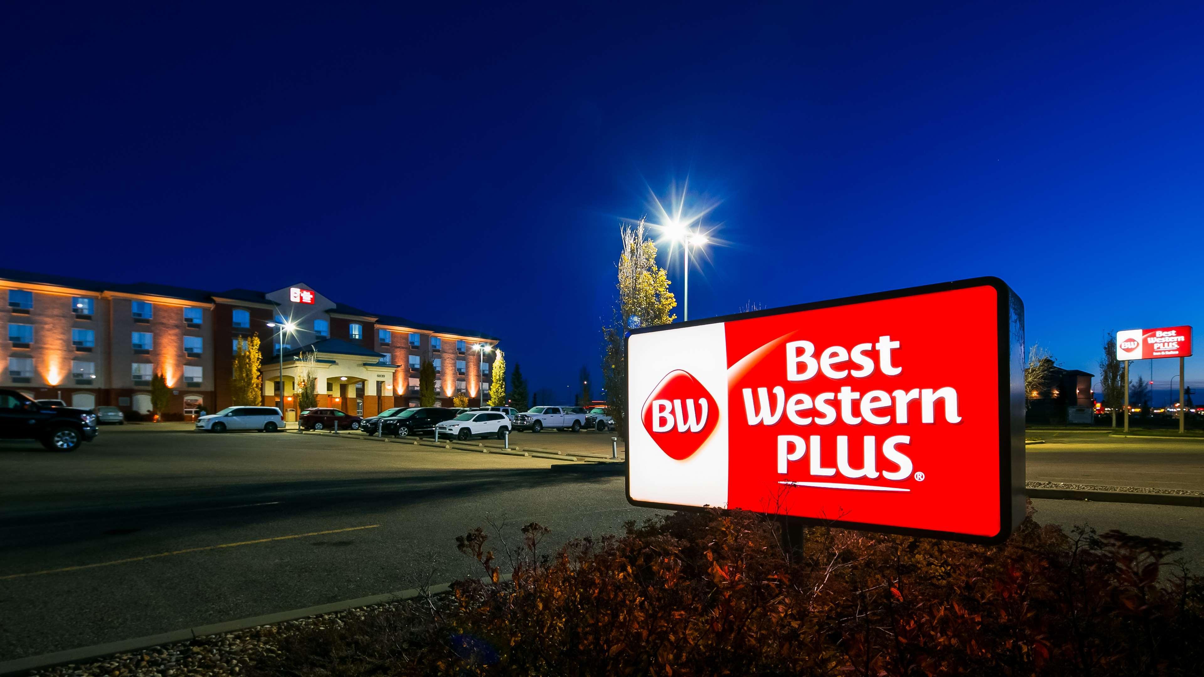 Best Western Plus Red Deer Inn & Suite Exterior photo